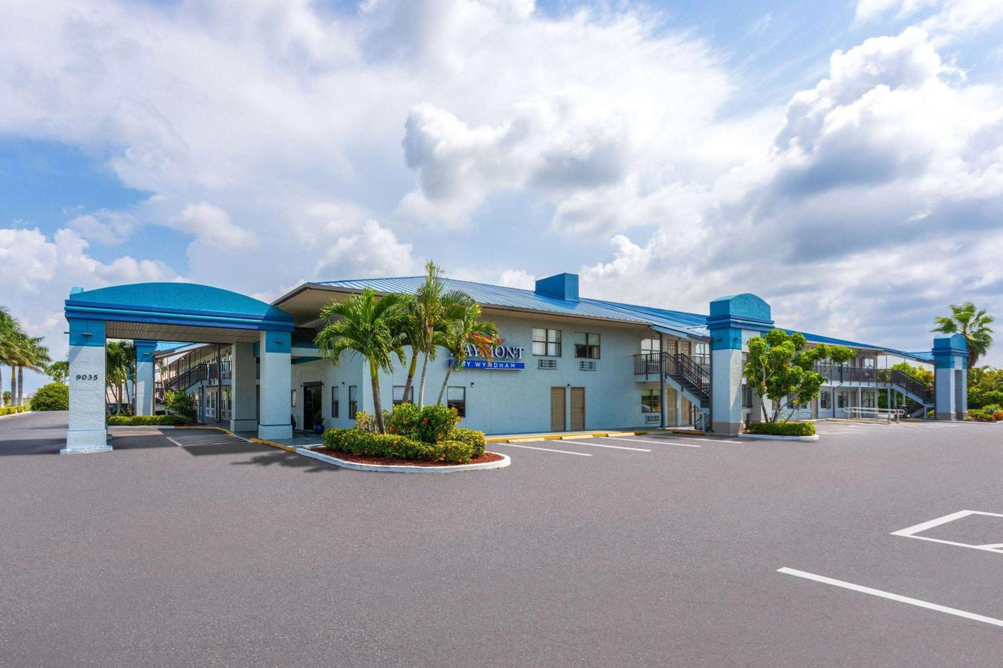 Baymont By Wyndham Punta Gorda/Port Charlotte Ξενοδοχείο Εξωτερικό φωτογραφία
