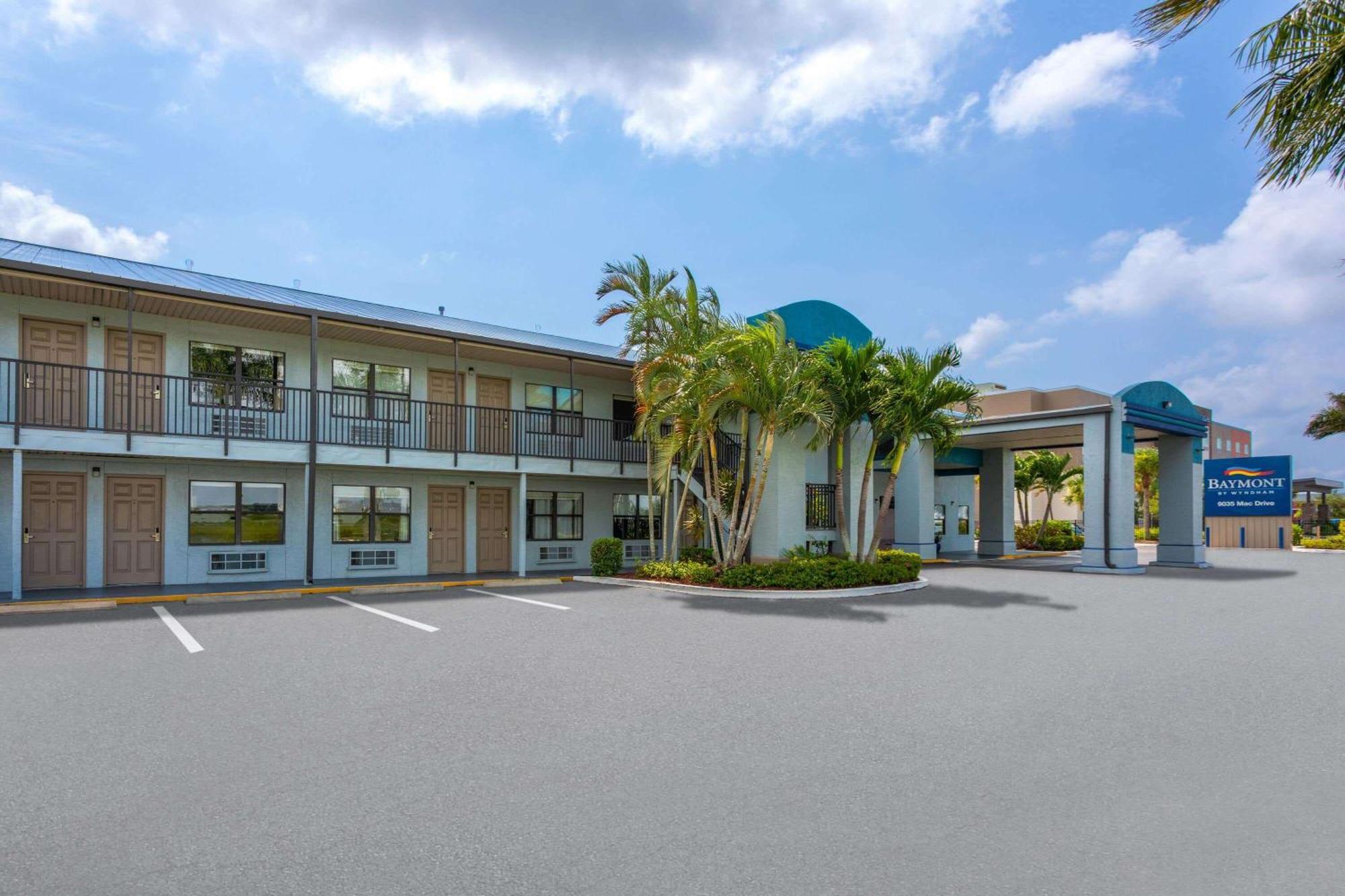 Baymont By Wyndham Punta Gorda/Port Charlotte Ξενοδοχείο Εξωτερικό φωτογραφία