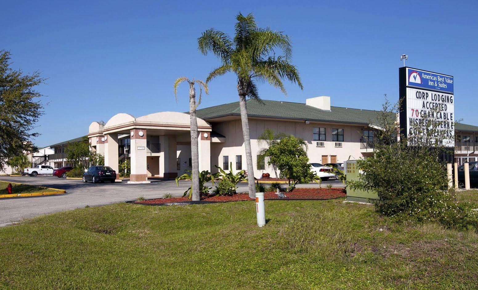 Baymont By Wyndham Punta Gorda/Port Charlotte Ξενοδοχείο Εξωτερικό φωτογραφία